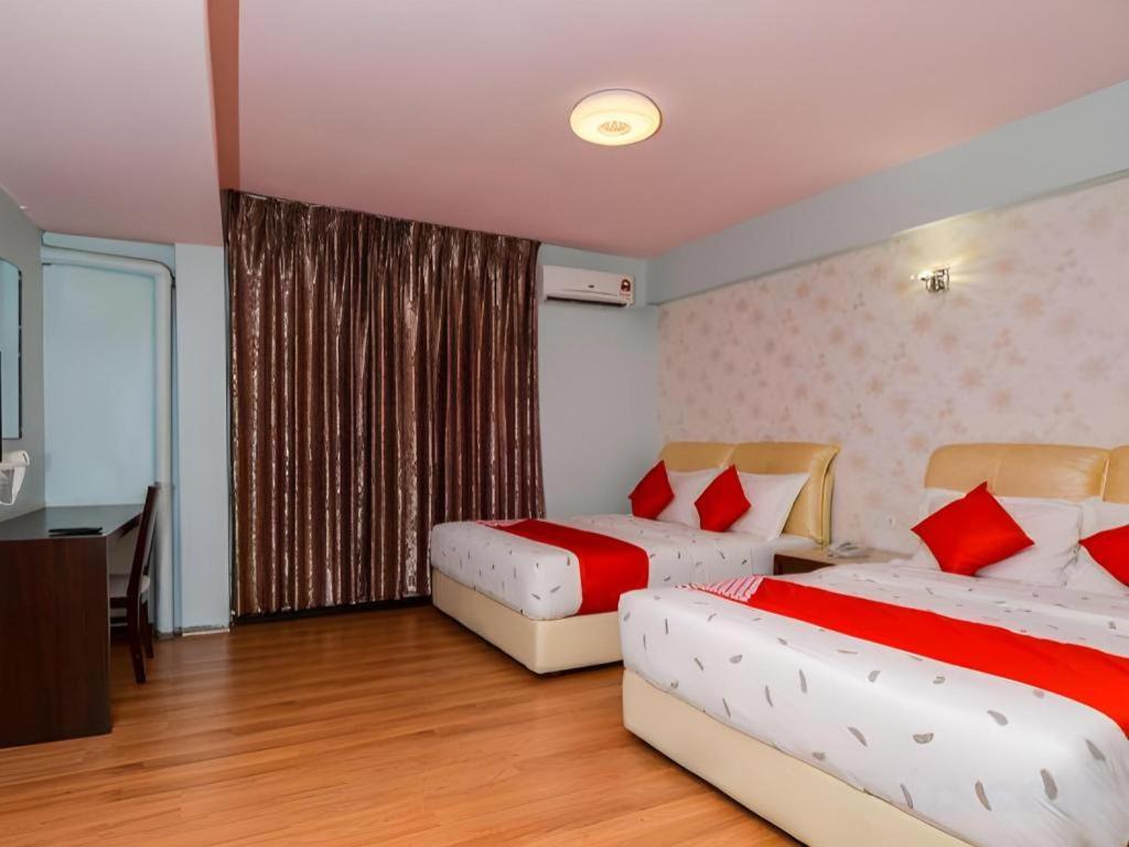 Grand Ct Hotel Malacca Exterior photo