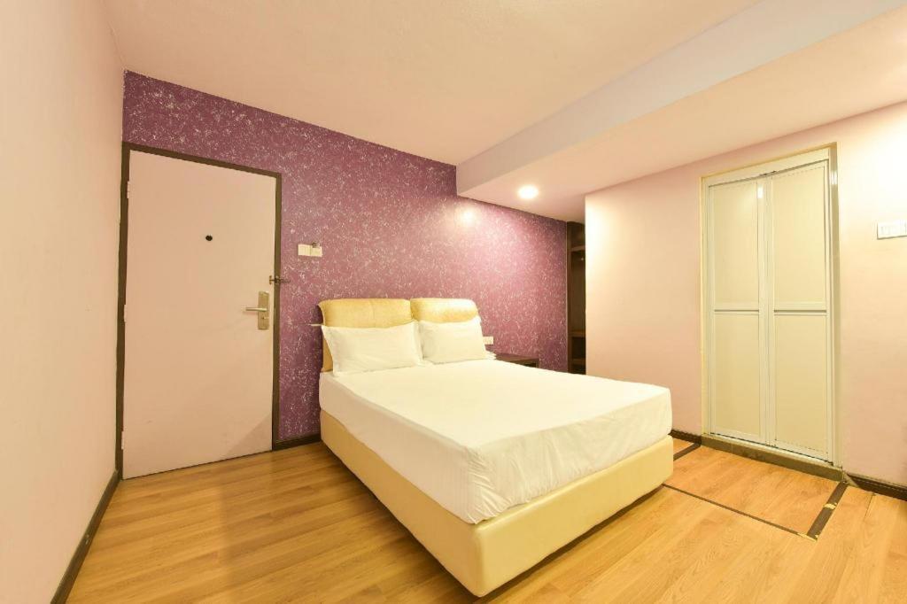 Grand Ct Hotel Malacca Exterior photo