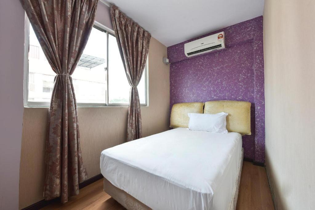 Grand Ct Hotel Malacca Exterior photo